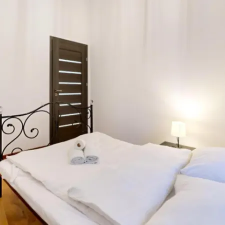 Market Square Flats Renyk View * Вроцлав