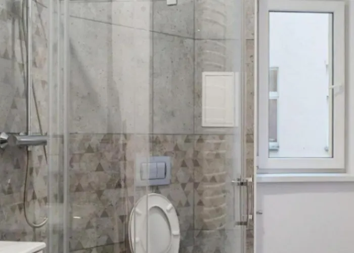 Market Square Flats Renyk View *